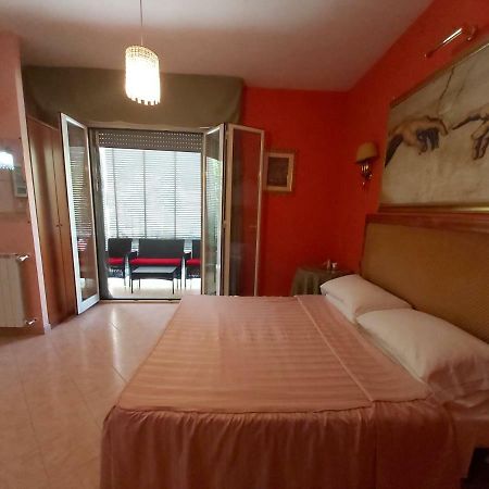 Suites Oliveri Viale Marconi Рим Экстерьер фото
