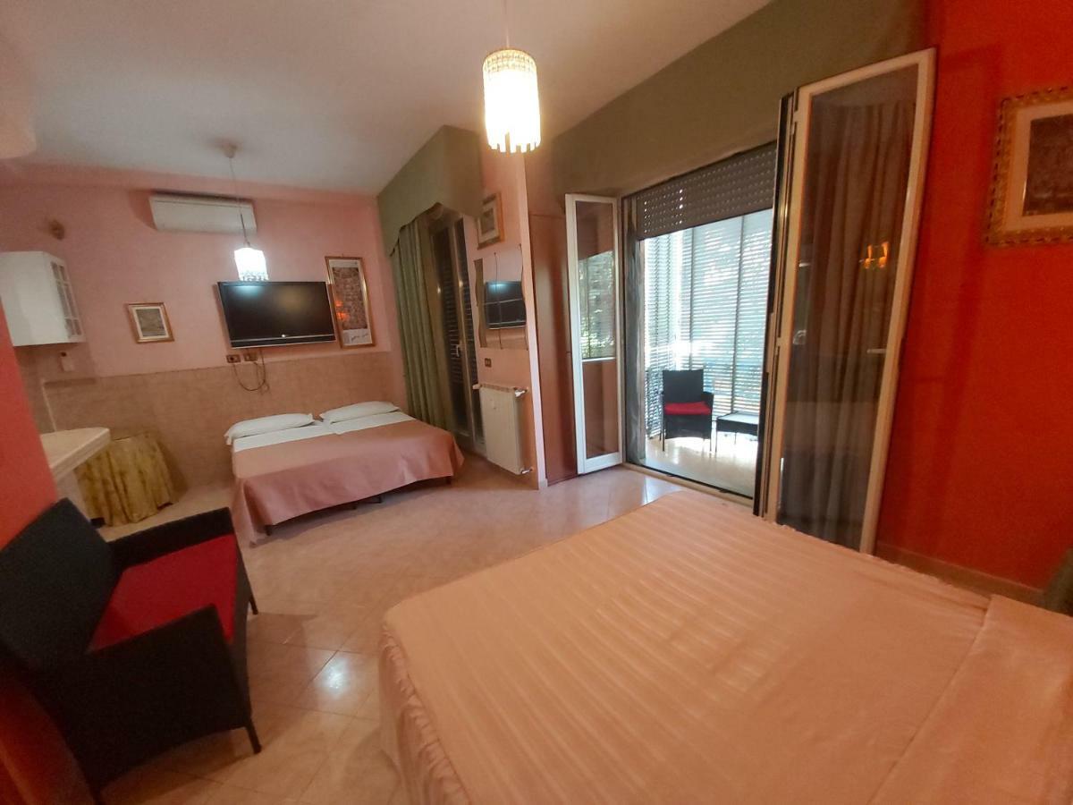 Suites Oliveri Viale Marconi Рим Экстерьер фото