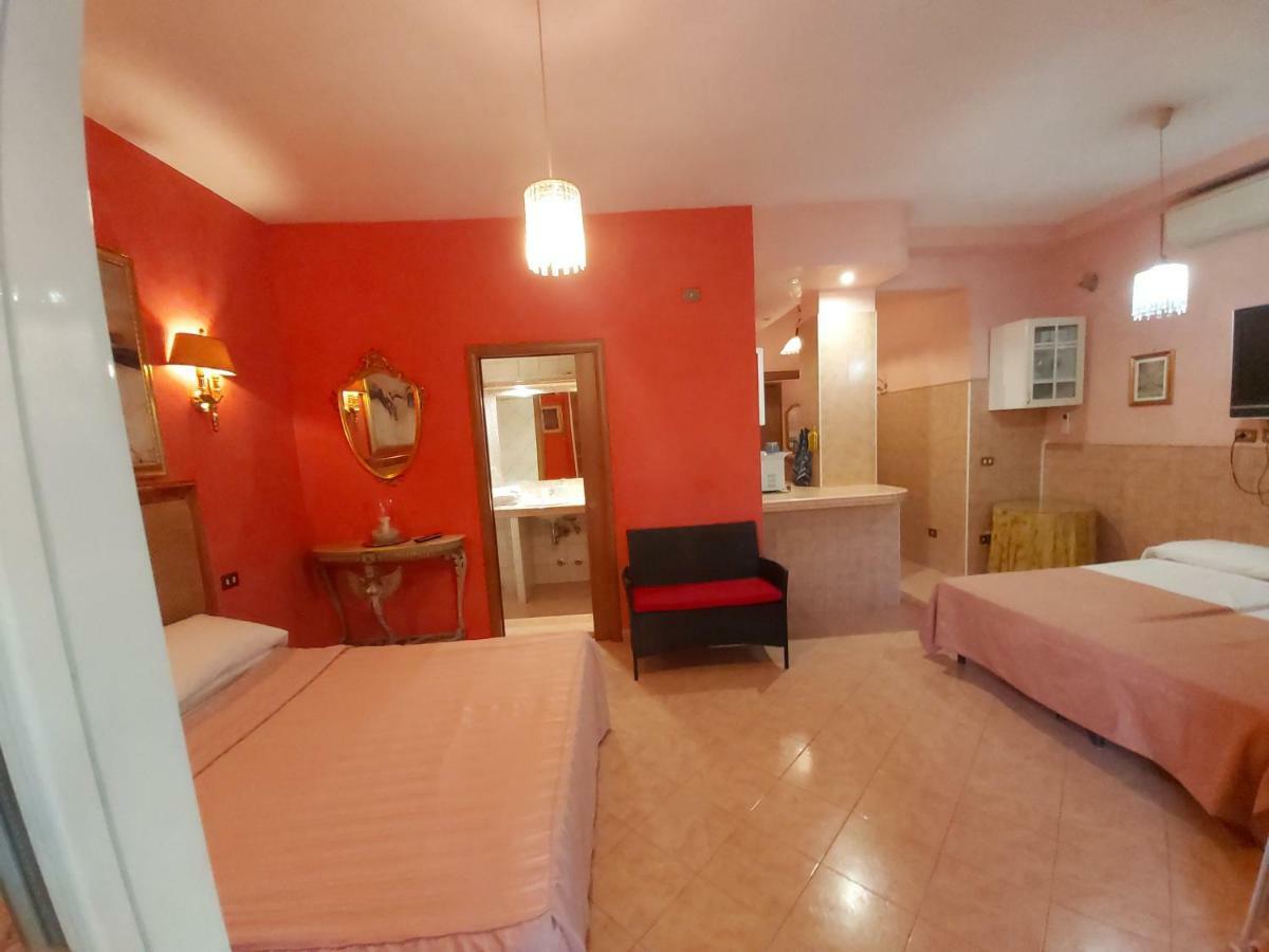 Suites Oliveri Viale Marconi Рим Экстерьер фото